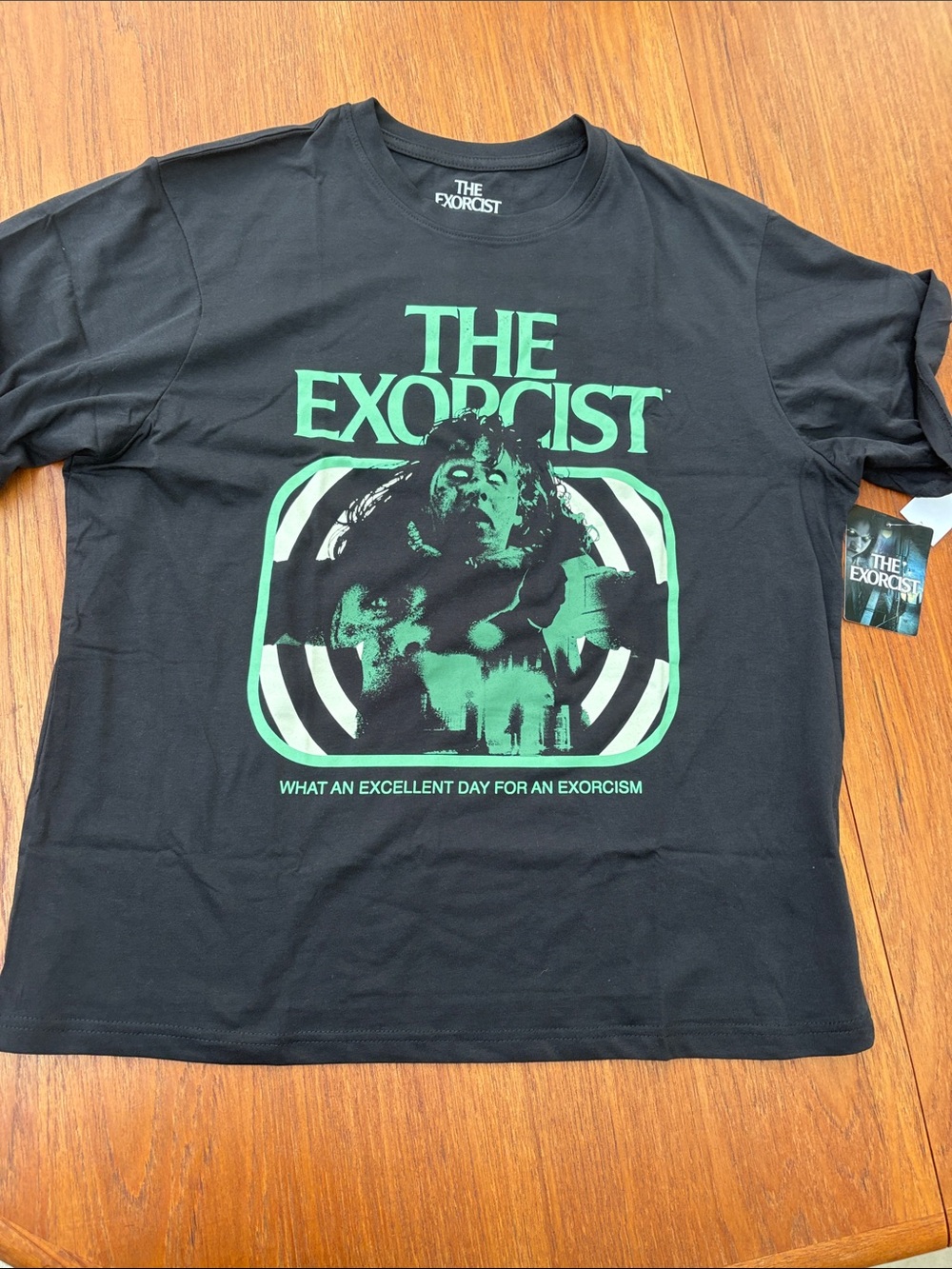 The exorcist graphic tee, horror movie classic new with tags